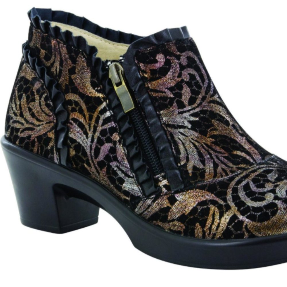 Alegria Women's Hannah Bootie Size 11